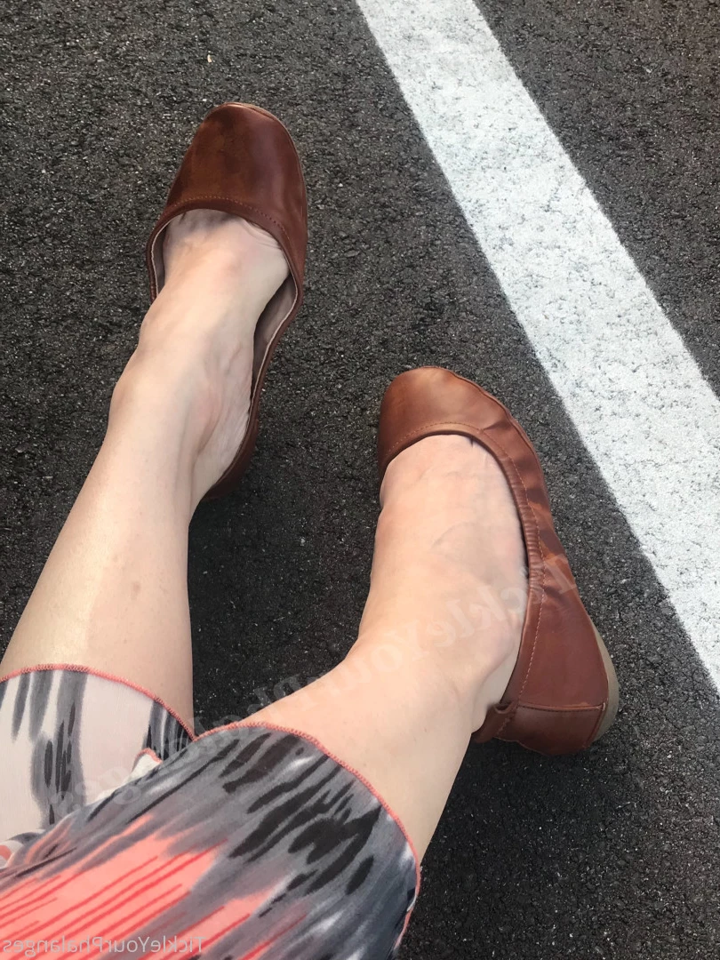 Goddess Tickle-Femdom Foot Goddess [ goddess_tickle ] Onlyfans leaked photo 5614003 on Hotleaks.tv