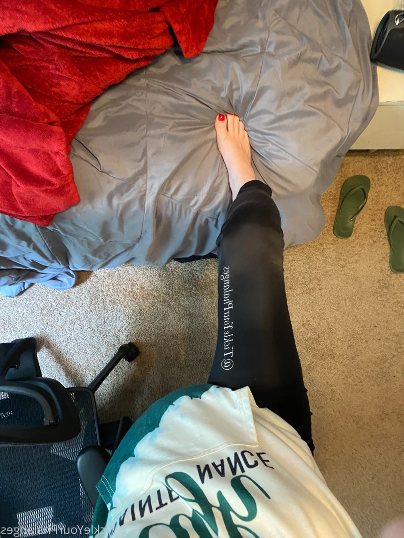 Goddess Tickle-Femdom Foot Goddess [ goddess_tickle ] Onlyfans leaked photo 5614243 on Hotleaks.tv
