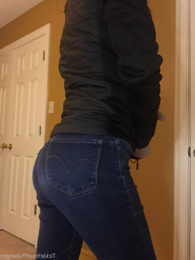 Goddess Tickle-Femdom Foot Goddess [ goddess_tickle ] Onlyfans leaked photo 5614361 on Hotleaks.tv