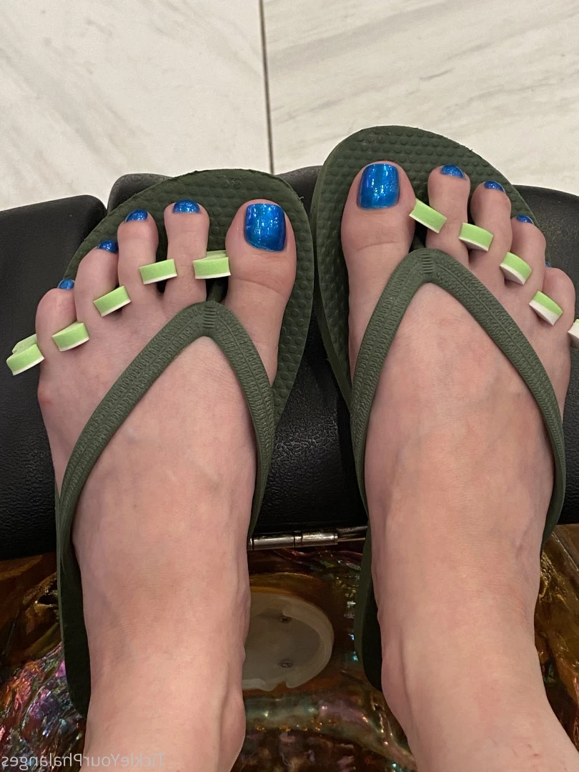 Goddess Tickle-Femdom Foot Goddess [ goddess_tickle ] Onlyfans leaked photo 5614998 on Hotleaks.tv
