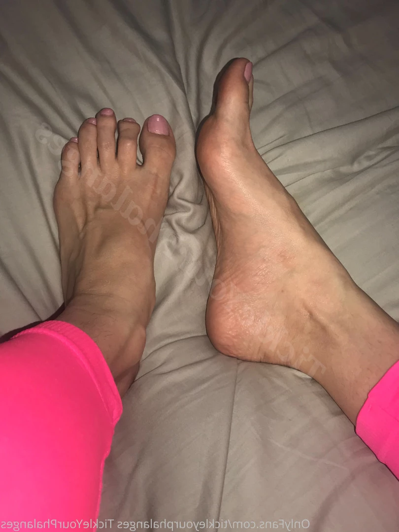 Goddess Tickle-Femdom Foot Goddess [ goddess_tickle ] Onlyfans leaked photo 5616812 on Hotleaks.tv