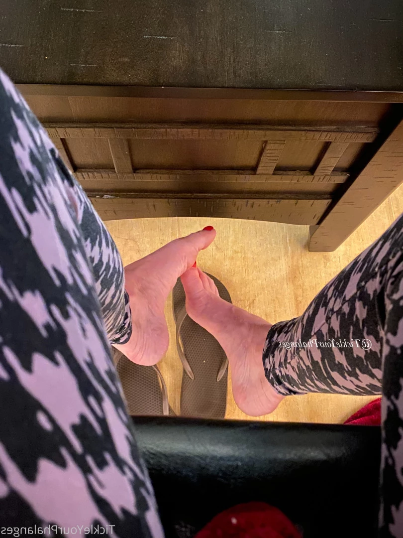 Goddess Tickle-Femdom Foot Goddess [ goddess_tickle ] Onlyfans leaked photo 5618670 on Hotleaks.tv