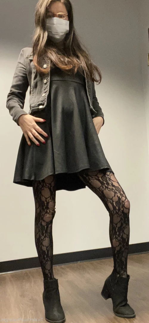 Goddess Tickle-Femdom Foot Goddess [ goddess_tickle ] Onlyfans leaked photo 5619010 on Hotleaks.tv