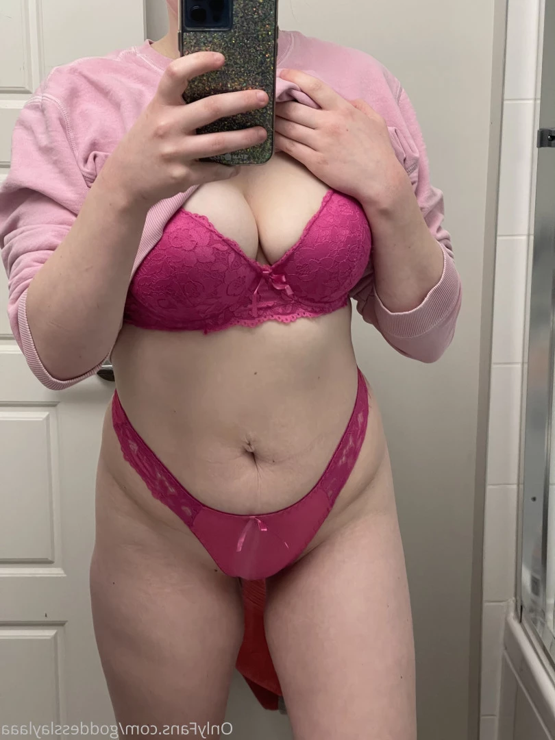Goddess Layla🦋 [ goddesslaylaaa ] Onlyfans leaked photo 5693483 on Hotleaks.tv