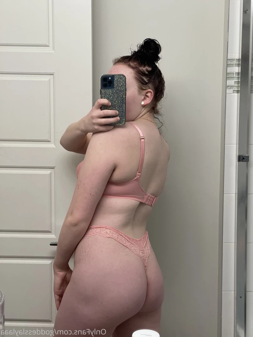 Goddess Layla🦋 [ goddesslaylaaa ] Onlyfans leaked photo 5694834 on Hotleaks.tv
