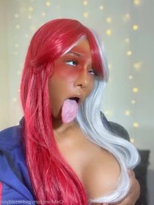 5593870
