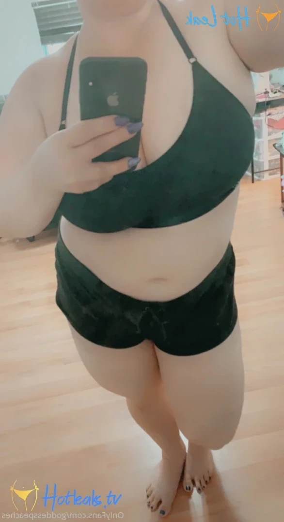 🍑Peaches 💦Breed Me🍆StepMom⛓Mistress [ goddesspeaches ] Onlyfans leaked photo 11016751 on Hotleaks.tv