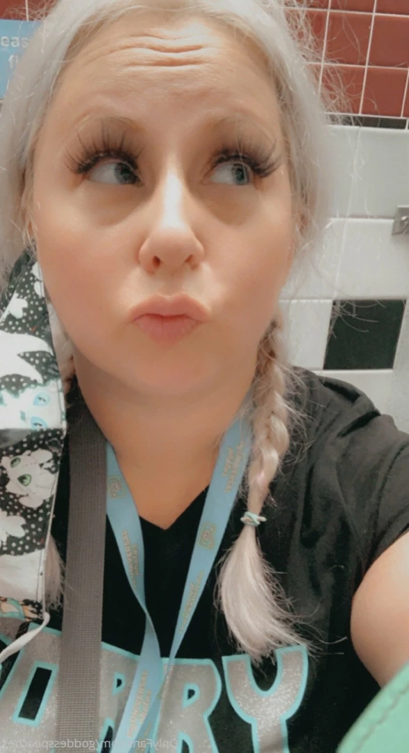🍑Peaches 💦Breed Me🍆StepMom⛓Mistress [ goddesspeaches ] Onlyfans leaked photo 12897605 on Hotleaks.tv