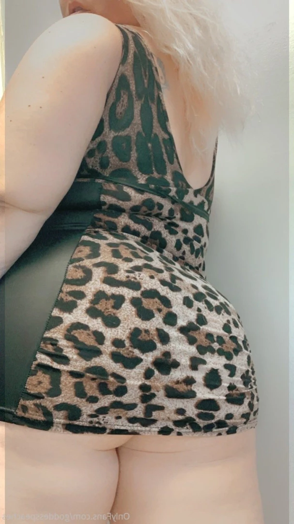 🍑Peaches 💦Breed Me🍆StepMom⛓Mistress [ goddesspeaches ] Onlyfans leaked photo 12901367 on Hotleaks.tv