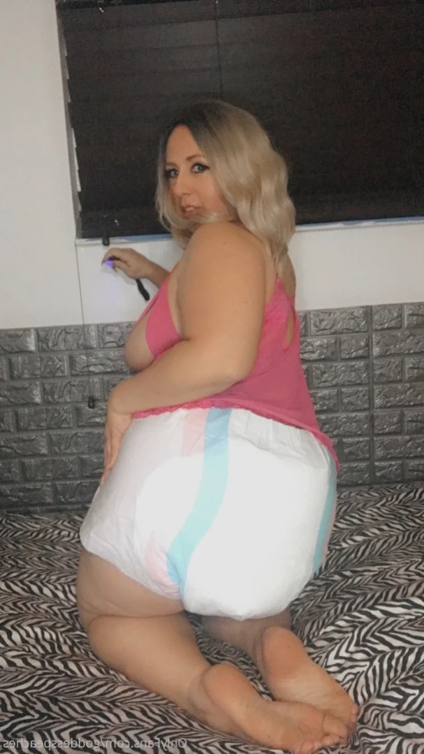 🍑Peaches 💦Breed Me🍆StepMom⛓Mistress [ goddesspeaches ] Onlyfans leaked photo 13022547 on Hotleaks.tv