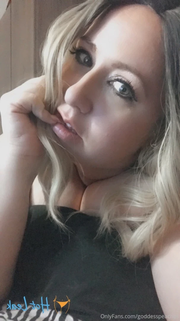 🍑Peaches 💦Breed Me🍆StepMom⛓Mistress [ goddesspeaches ] Onlyfans leaked photo 13551408 on Hotleaks.tv