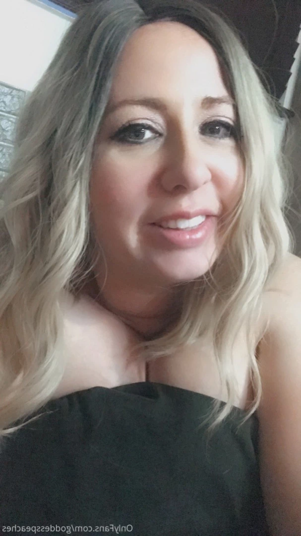 🍑Peaches 💦Breed Me🍆StepMom⛓Mistress [ goddesspeaches ] Onlyfans leaked photo 15440996 on Hotleaks.tv