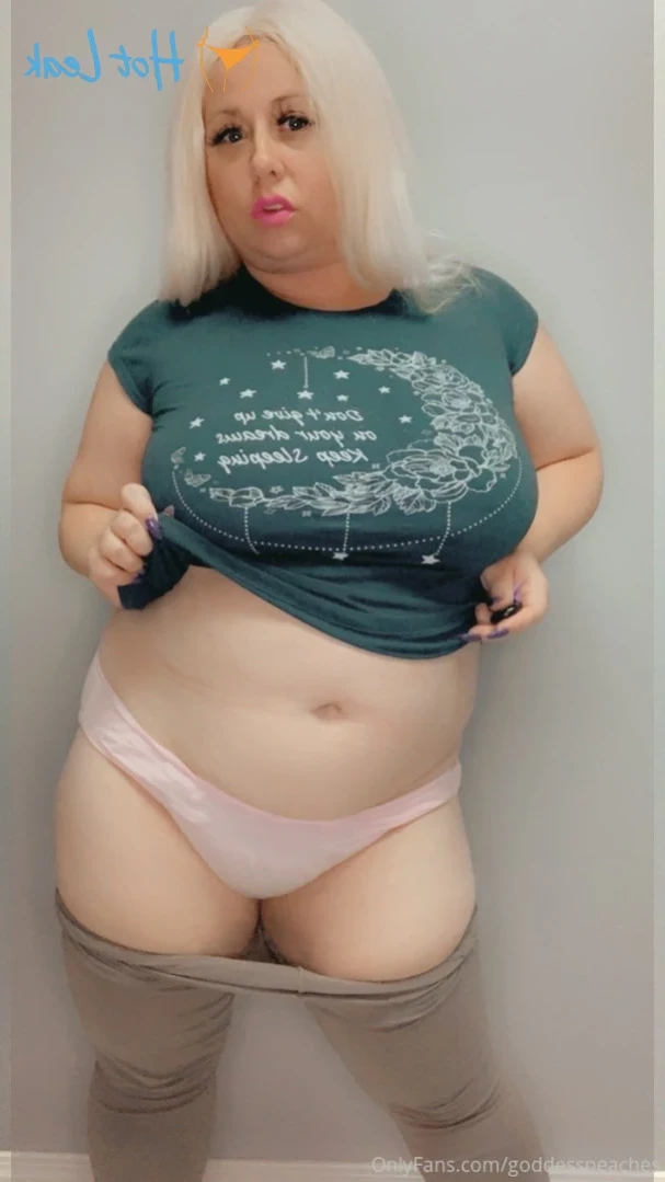 🍑Peaches 💦Breed Me🍆StepMom⛓Mistress [ goddesspeaches ] Onlyfans leaked photo 15560842 on Hotleaks.tv