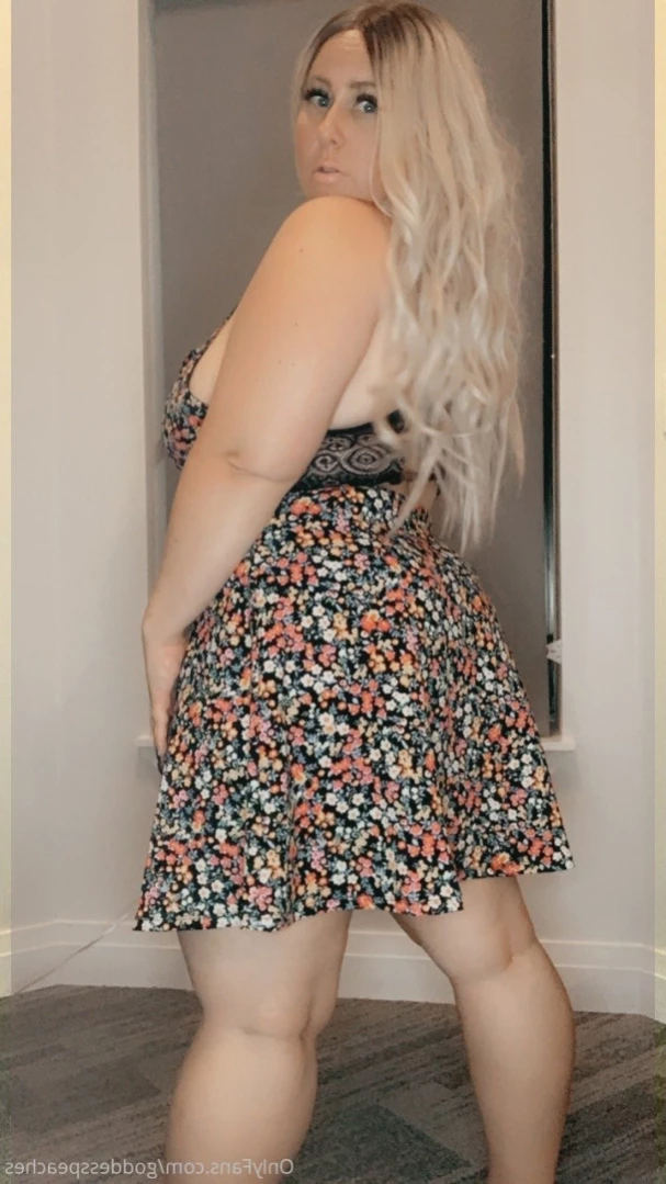 🍑Peaches 💦Breed Me🍆StepMom⛓Mistress [ goddesspeaches ] Onlyfans leaked photo 16317136 on Hotleaks.tv