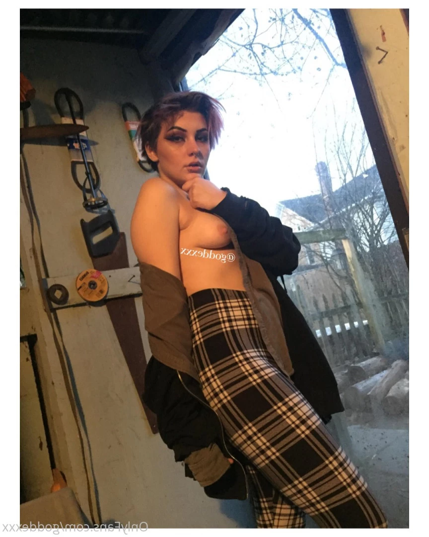 goddexox(they/them) [ goddexxx ] Onlyfans leaked photo 5609734 on Hotleaks.tv