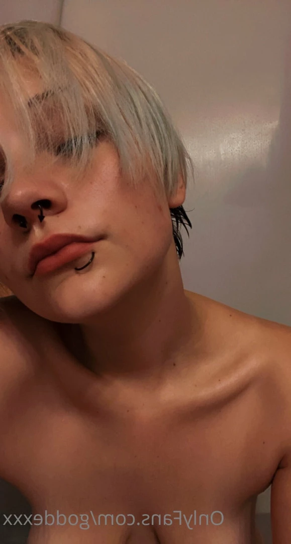 goddexox(they/them) [ goddexxx ] Onlyfans leaked photo 5610098 on Hotleaks.tv