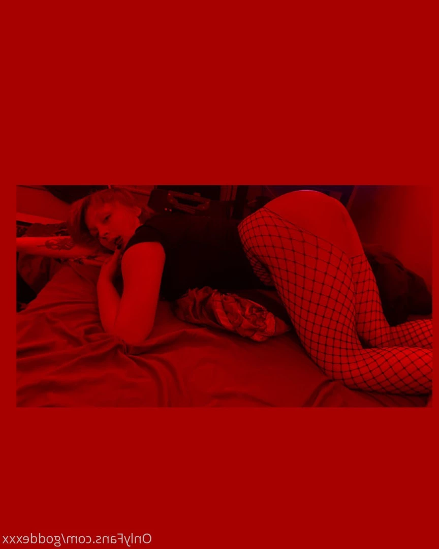 goddexox(they/them) [ goddexxx ] Onlyfans leaked photo 5610190 on Hotleaks.tv
