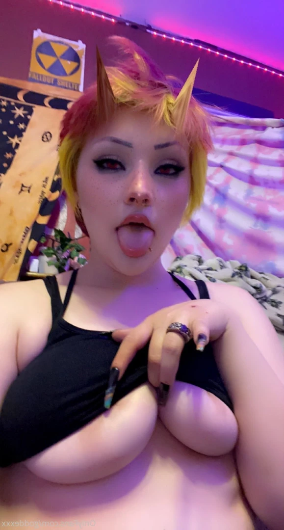 goddexox(they/them) [ goddexxx ] Onlyfans leaked photo 5610292 on Hotleaks.tv