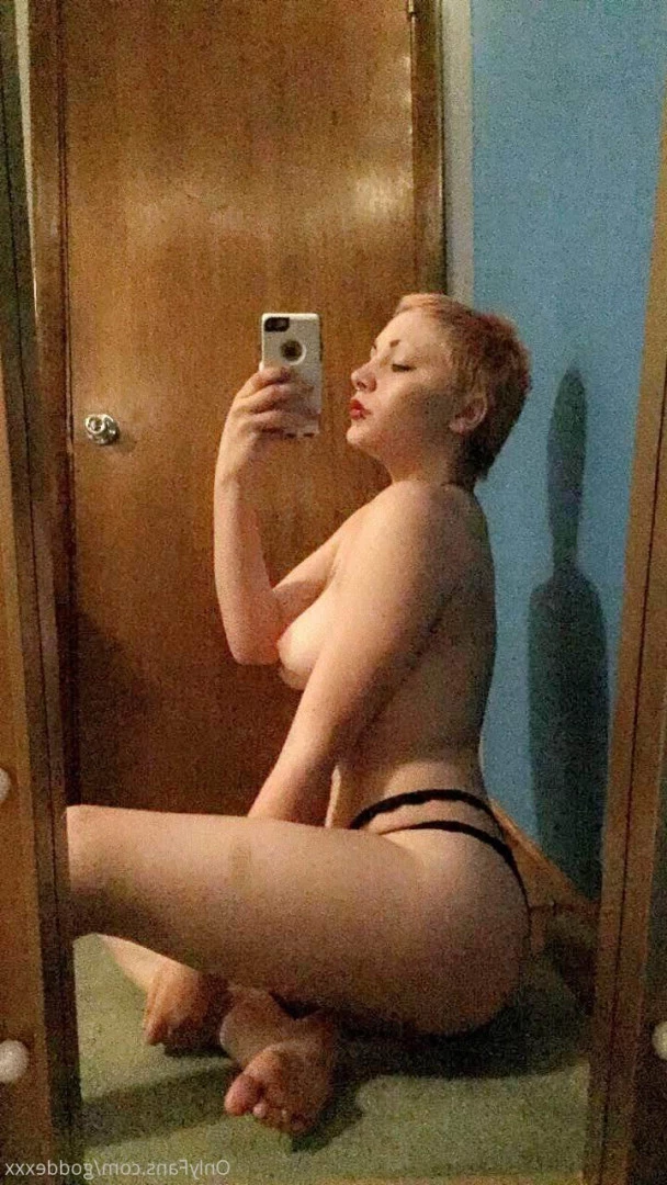 goddexox(they/them) [ goddexxx ] Onlyfans leaked photo 5610825 on Hotleaks.tv