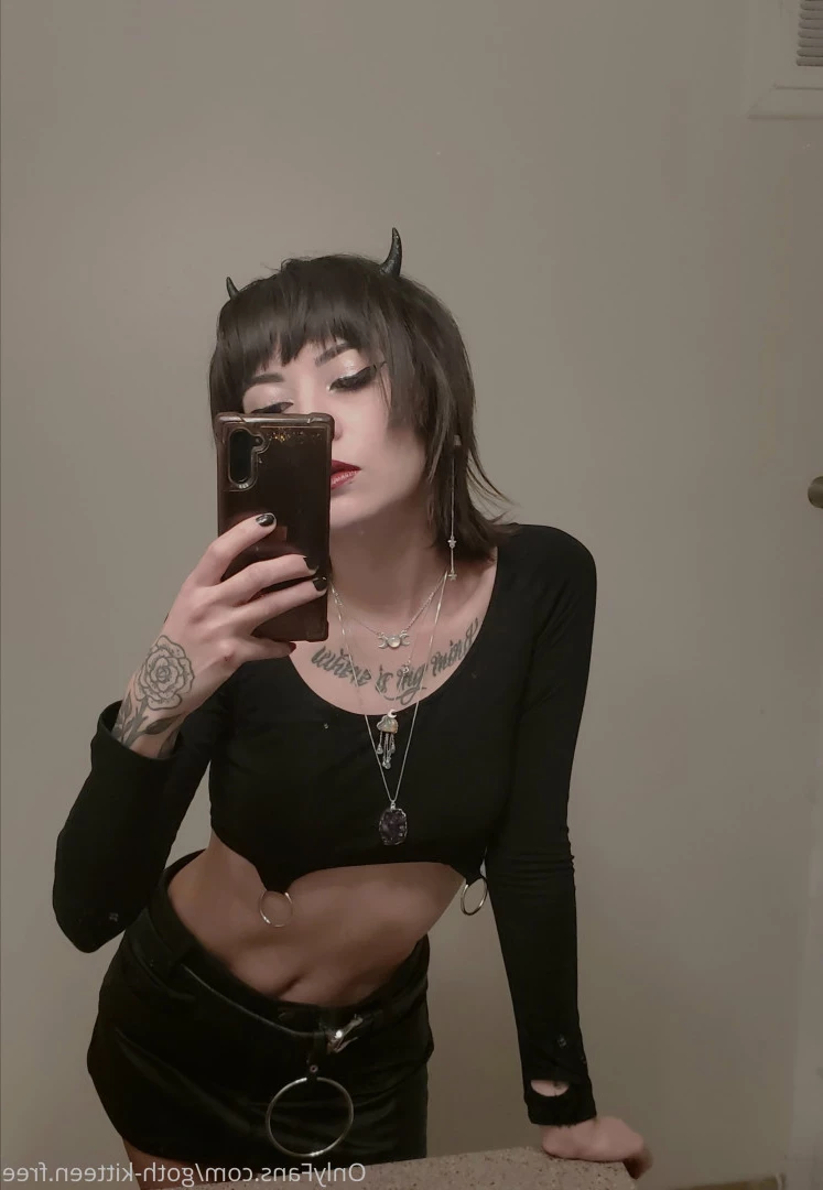 ⛓ Goth Kitteen Free ⛓ [ goth-kitteen.free ] Onlyfans leaked photo 5787702 on Hotleaks.tv