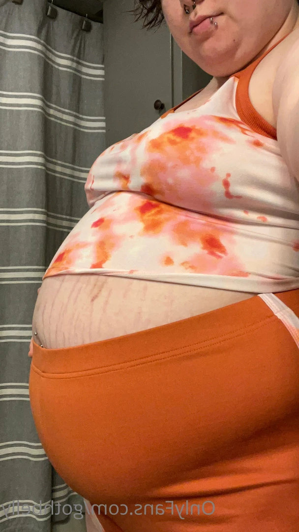 Amber [ gothbelly ] Onlyfans leaked photo 5596933 on Hotleaks.tv