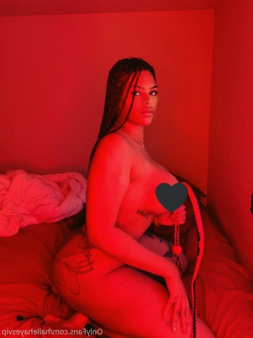 🖤𝘼𝙢𝙖𝙯𝙤𝙣 𝙝𝙖𝙡𝙡𝙚 🖤 [ hallehayesvip ] Onlyfans leaked photo 12925248 on Hotleaks.tv