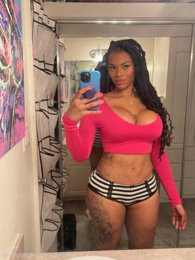 🖤𝘼𝙢𝙖𝙯𝙤𝙣 𝙝𝙖𝙡𝙡𝙚 🖤 [ hallehayesvip ] Onlyfans leaked photo 14861842 on Hotleaks.tv