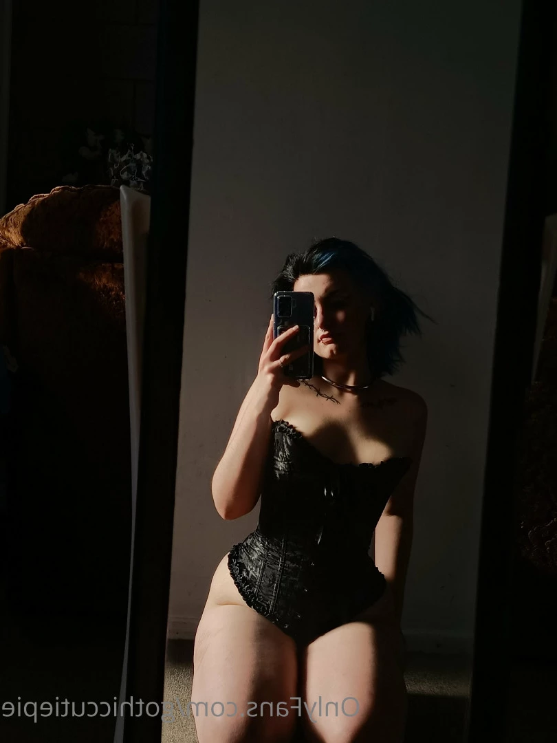 GothicLilGirl [ gothiccutiepie ] Onlyfans leaked photo 5608164 on Hotleaks.tv
