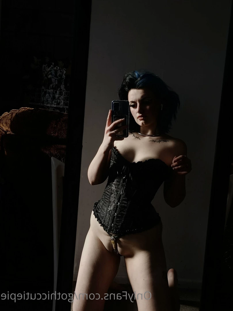 GothicLilGirl [ gothiccutiepie ] Onlyfans leaked photo 5608184 on Hotleaks.tv