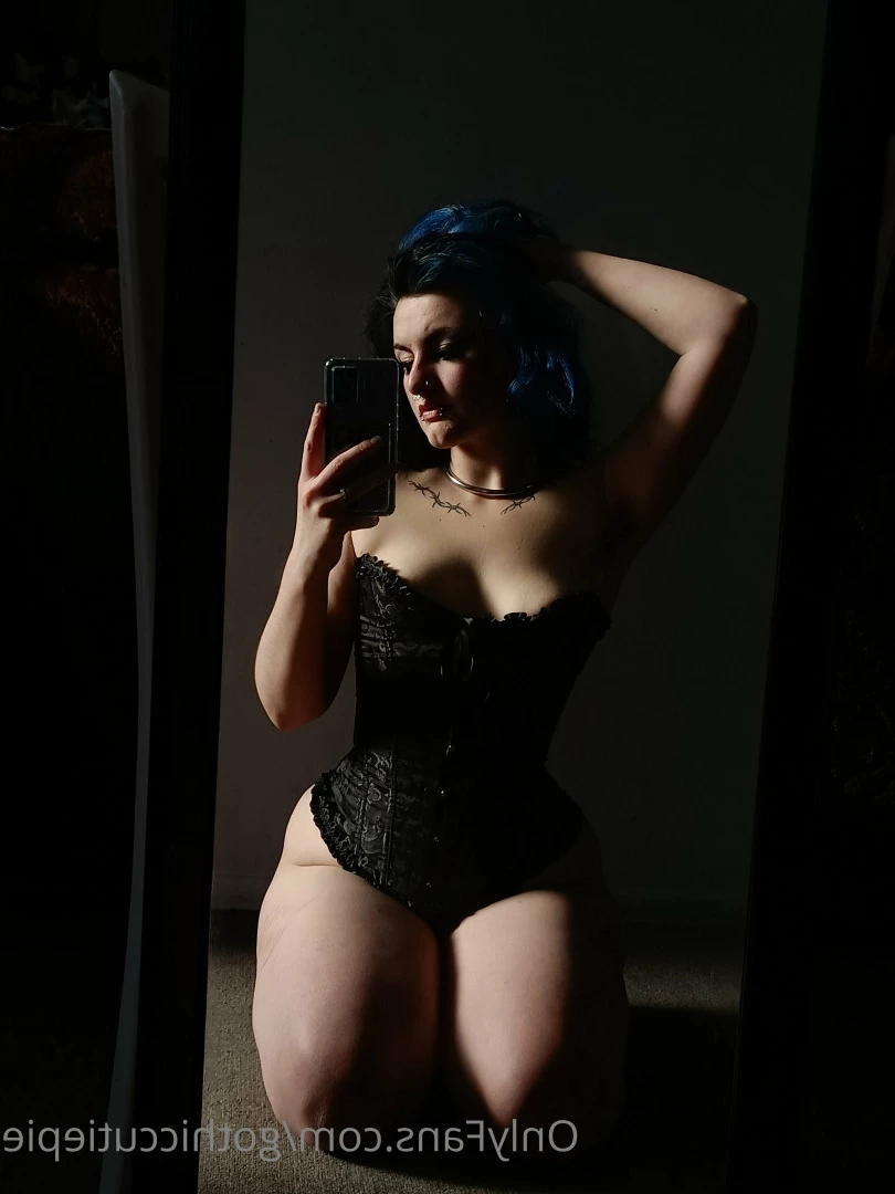 GothicLilGirl [ gothiccutiepie ] Onlyfans leaked photo 5608224 on Hotleaks.tv