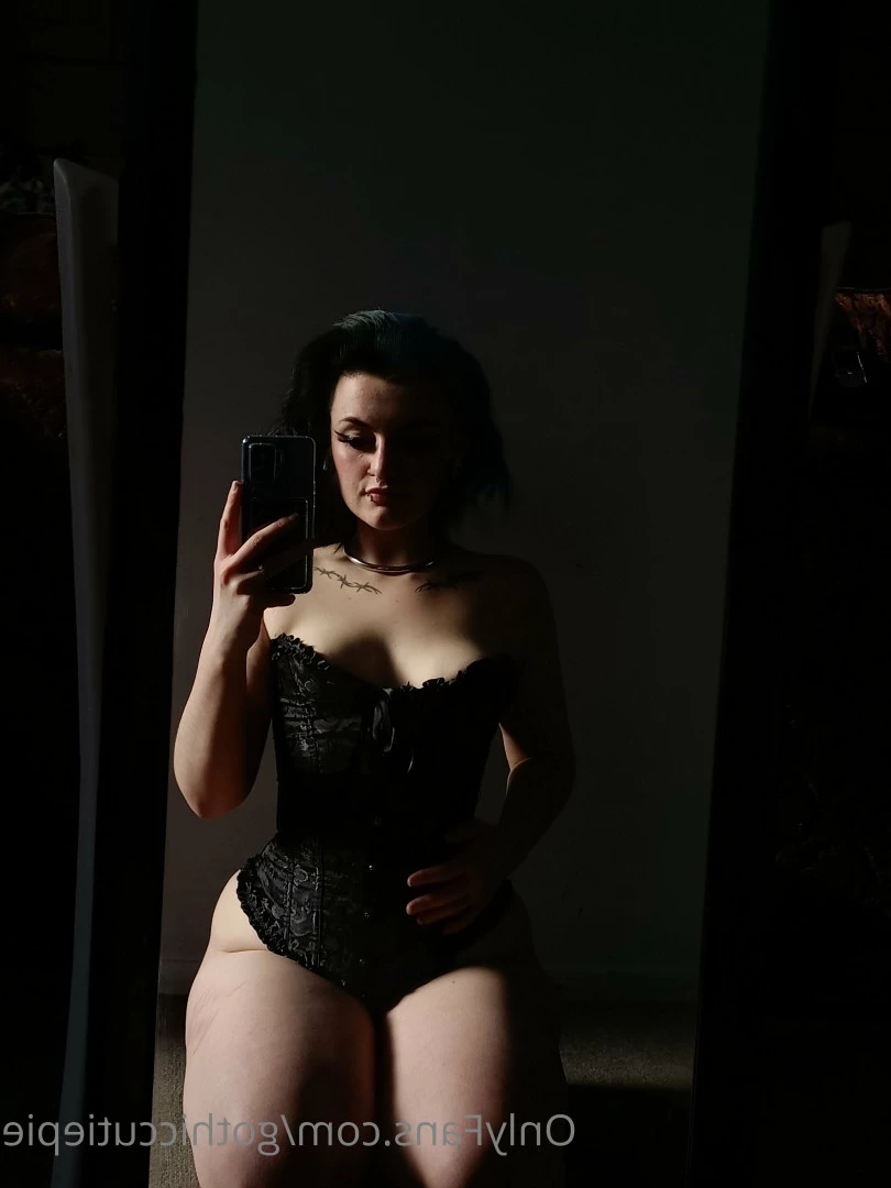 GothicLilGirl [ gothiccutiepie ] Onlyfans leaked photo 5608423 on Hotleaks.tv