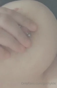 5086930