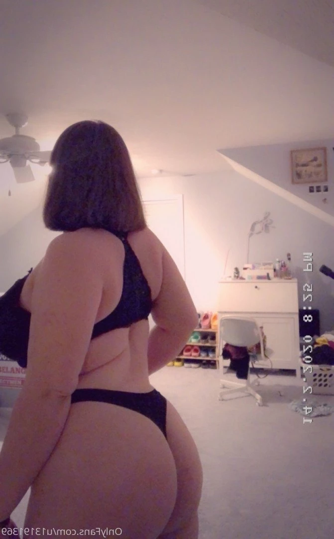 Hannah Bee 🌻🐝 [ hannahbee840 ] Onlyfans leaked photo 467709 on Hotleaks.tv