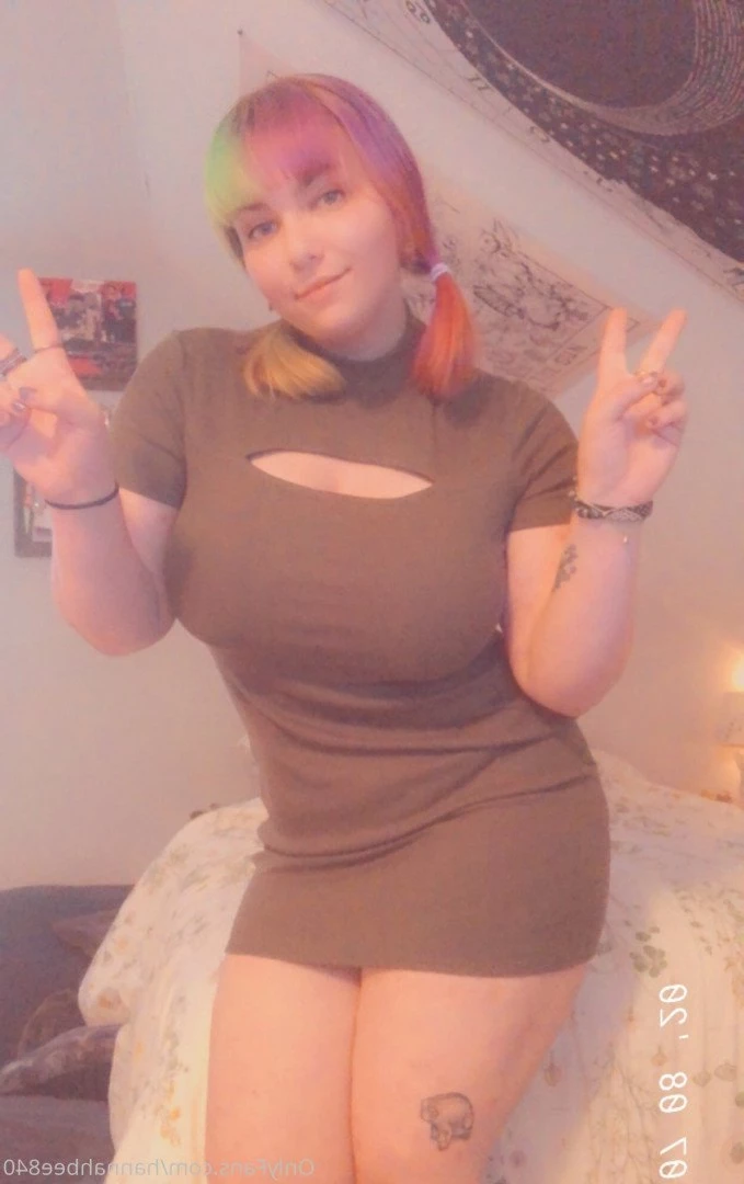 Hannah Bee 🌻🐝 [ hannahbee840 ] Onlyfans leaked photo 467840 on Hotleaks.tv
