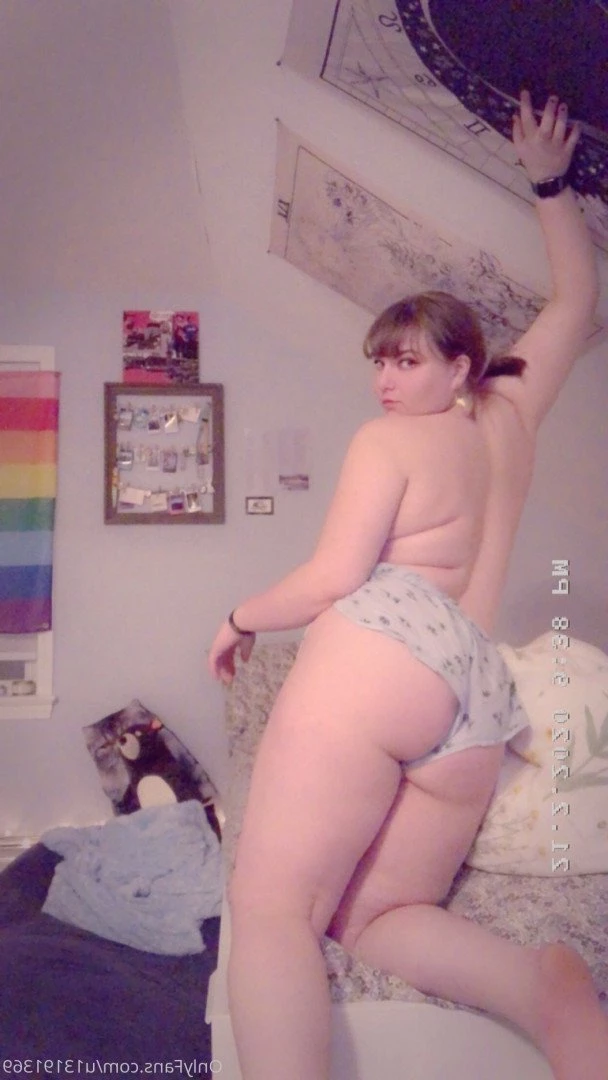 Hannah Bee 🌻🐝 [ hannahbee840 ] Onlyfans leaked photo 467844 on Hotleaks.tv