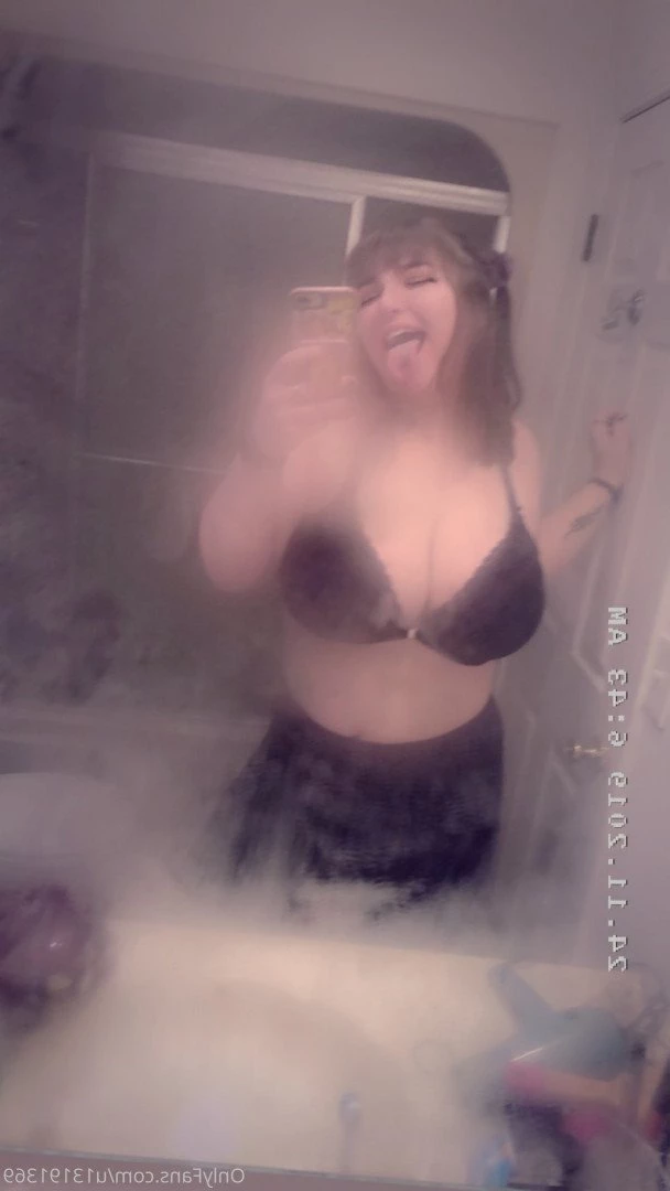 Hannah Bee 🌻🐝 [ hannahbee840 ] Onlyfans leaked photo 467871 on Hotleaks.tv