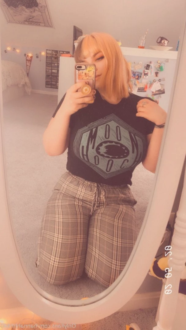 Hannah Bee 🌻🐝 [ hannahbee840 ] Onlyfans leaked photo 468012 on Hotleaks.tv