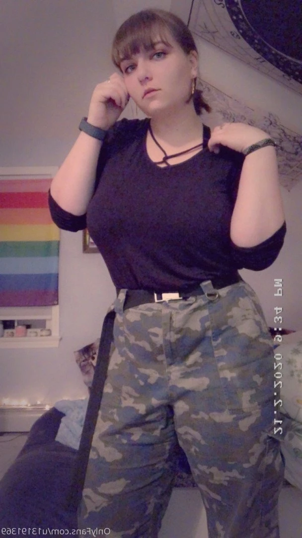 Hannah Bee 🌻🐝 [ hannahbee840 ] Onlyfans leaked photo 468141 on Hotleaks.tv