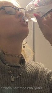 Hallie Baker [ halliebaker ] Onlyfans leaked video 5089110 on Hotleaks.tv
