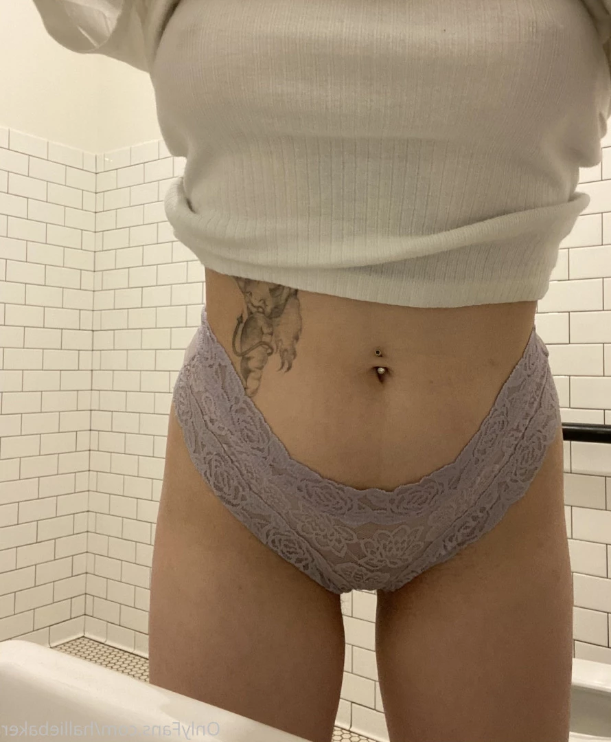 Hallie Baker [ halliebaker ] Onlyfans leaked photo 5761623 on Hotleaks.tv