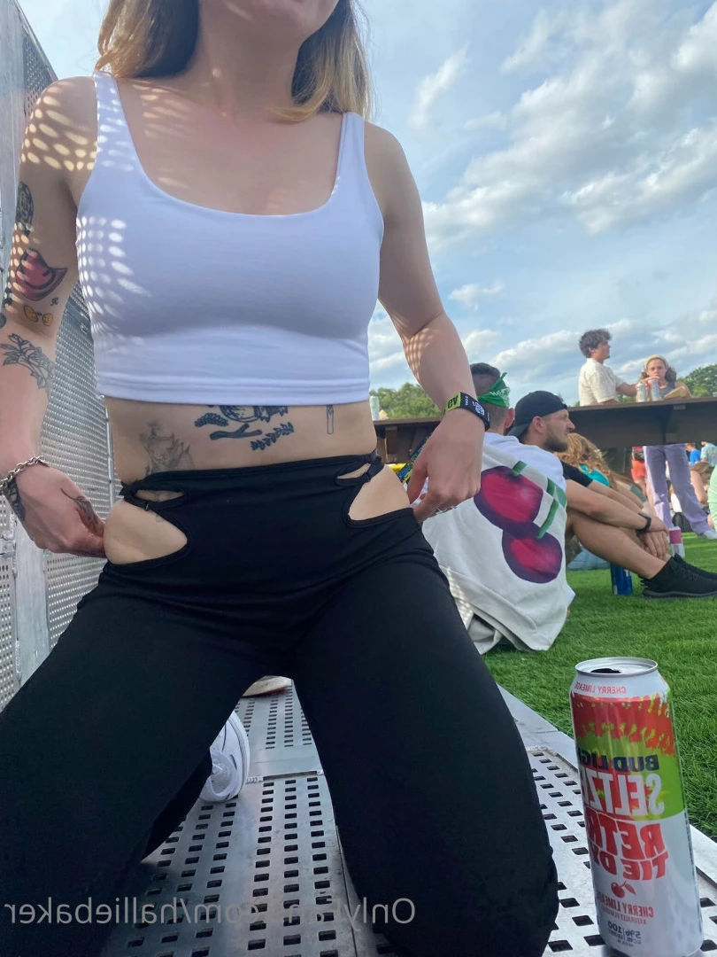 Hallie Baker [ halliebaker ] Onlyfans leaked photo 5762157 on Hotleaks.tv