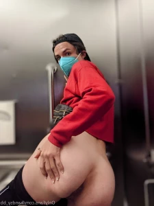 5784026