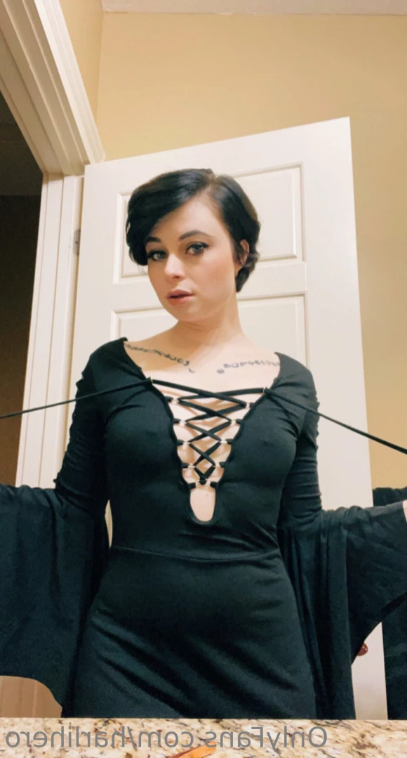 Harli [ harlihero ] Onlyfans leaked photo 12805364 on Hotleaks.tv