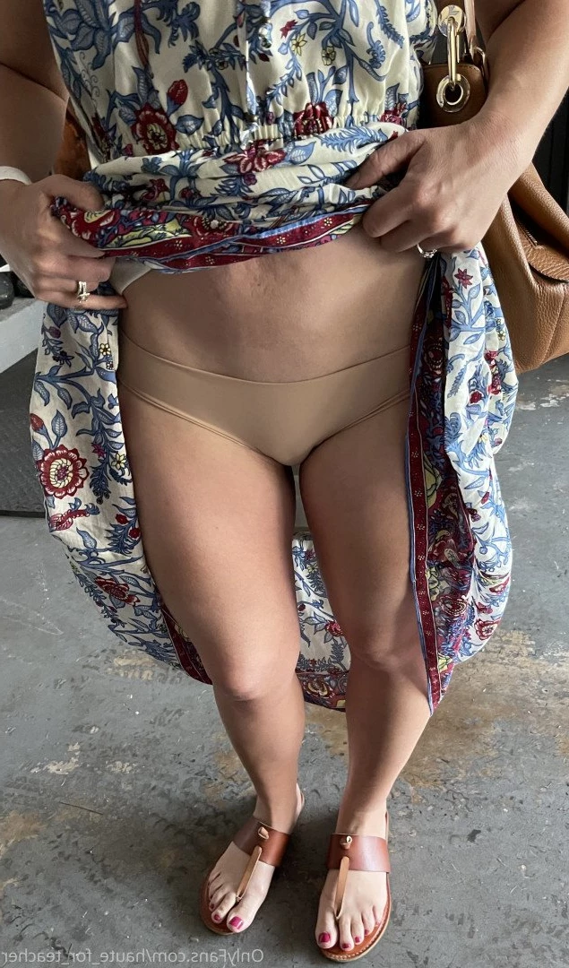 Mrs Robinson 🍎 [ haute_for_teacher ] Onlyfans leaked photo 5491423 on Hotleaks.tv