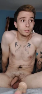 5093957