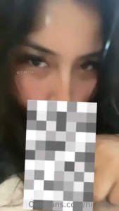 5734652