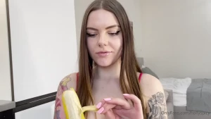 5734986
