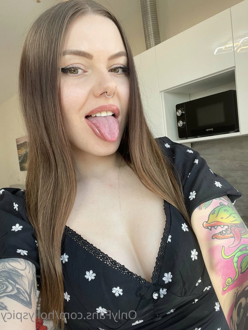 🔥 𝐲𝐨𝐮𝐫 𝐝𝐢𝐫𝐭𝐲 𝐬𝐥u𝐭 𝐠𝐢𝐫𝐥 😏 [ hollyspicy ] Onlyfans leaked photo 7665559 on Hotleaks.tv