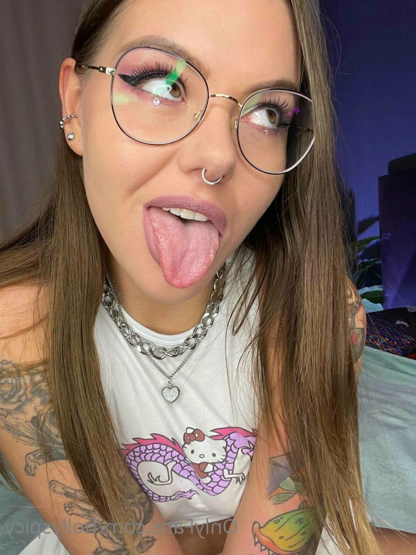 🔥 𝐲𝐨𝐮𝐫 𝐝𝐢𝐫𝐭𝐲 𝐬𝐥u𝐭 𝐠𝐢𝐫𝐥 😏 [ hollyspicy ] Onlyfans leaked photo 7666557 on Hotleaks.tv