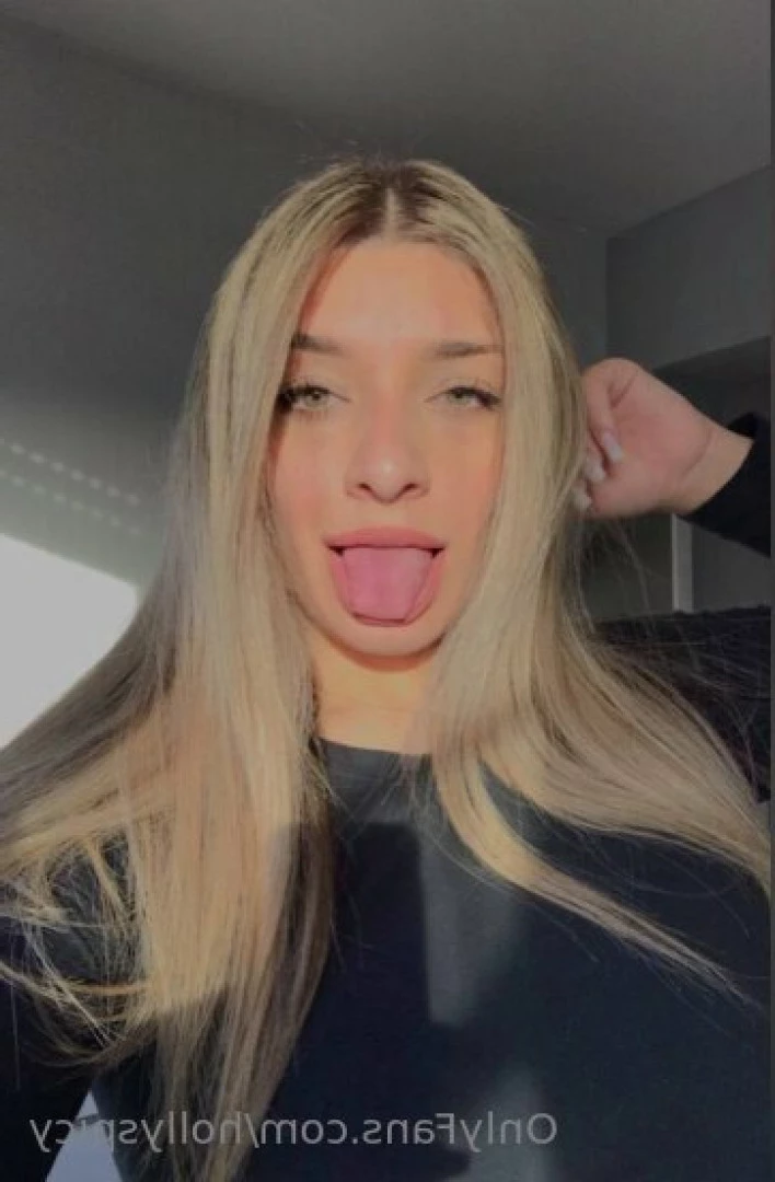 🔥 𝐲𝐨𝐮𝐫 𝐝𝐢𝐫𝐭𝐲 𝐬𝐥u𝐭 𝐠𝐢𝐫𝐥 😏 [ hollyspicy ] Onlyfans leaked photo 7666577 on Hotleaks.tv